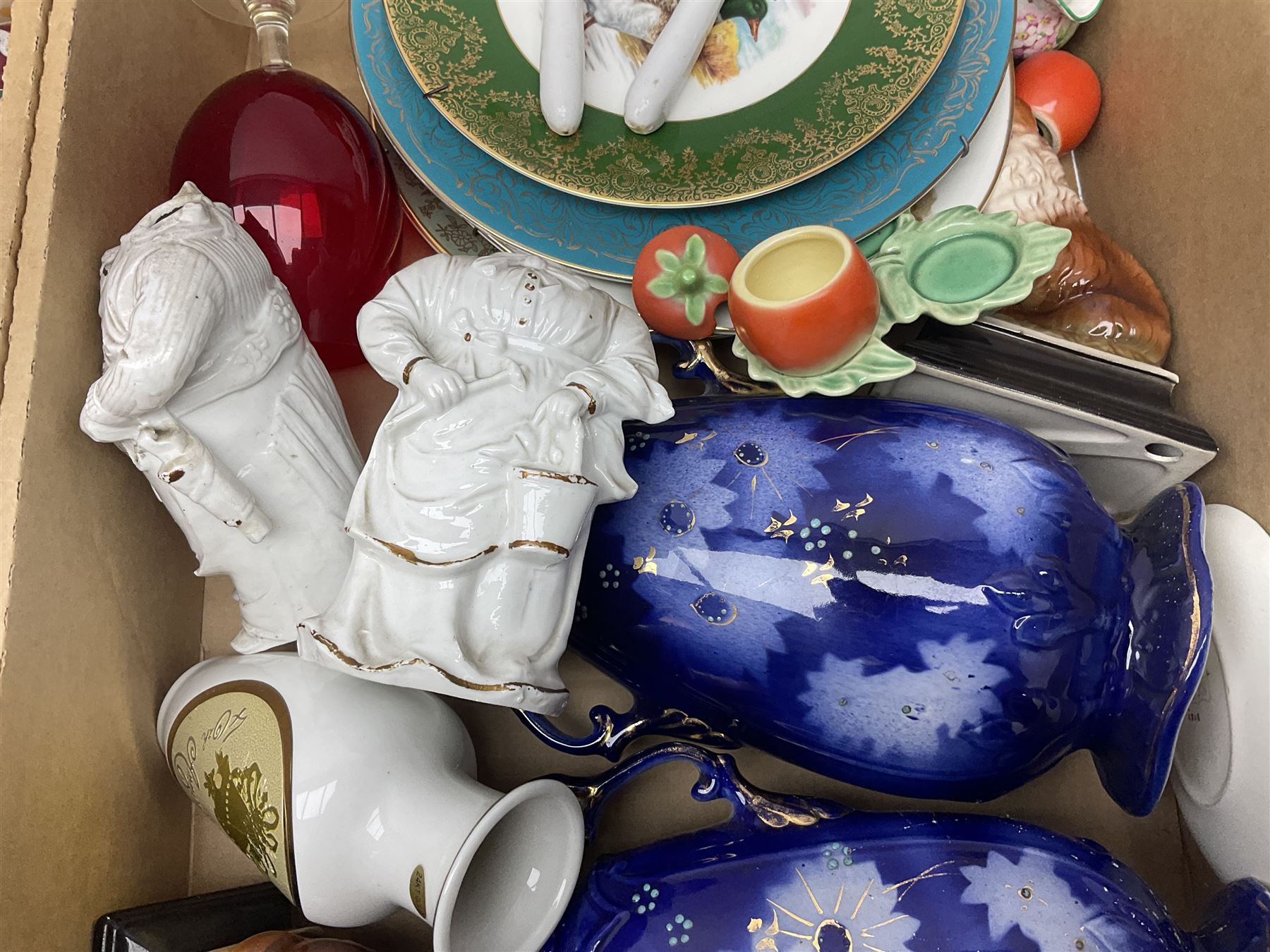Shelley Maytime pattern sauce boat and saucer, Hornsea vases, blue and white Willow pattern dinner wares and a collection of other ceramics and glassware, in four boxes 