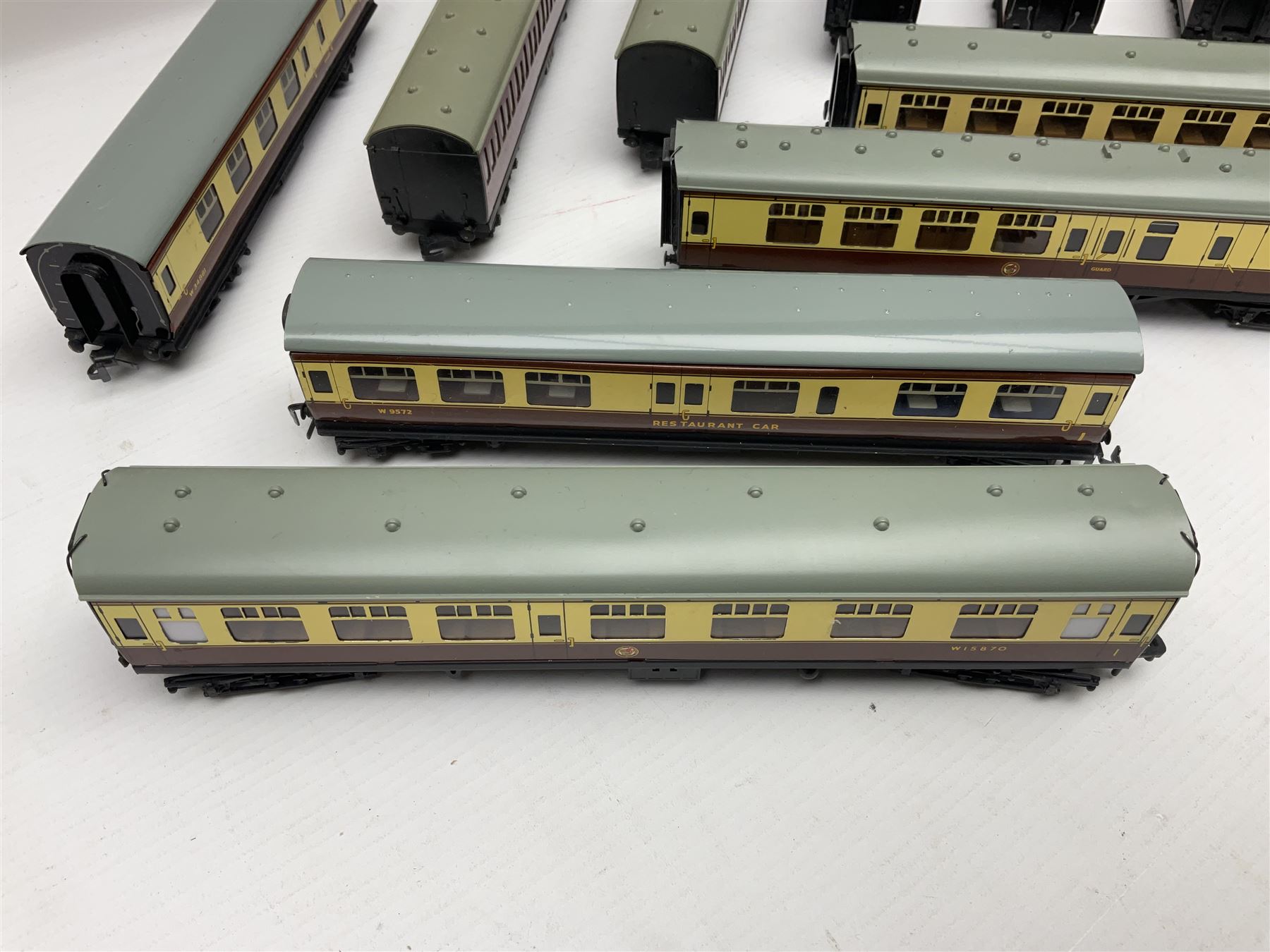 Hornby Dublo - ten passenger coaches including BR Mk.I Suburban Stock, BR Mk.I Passenger Coaches and All Brake and Stanier Stock; all unboxed (10)