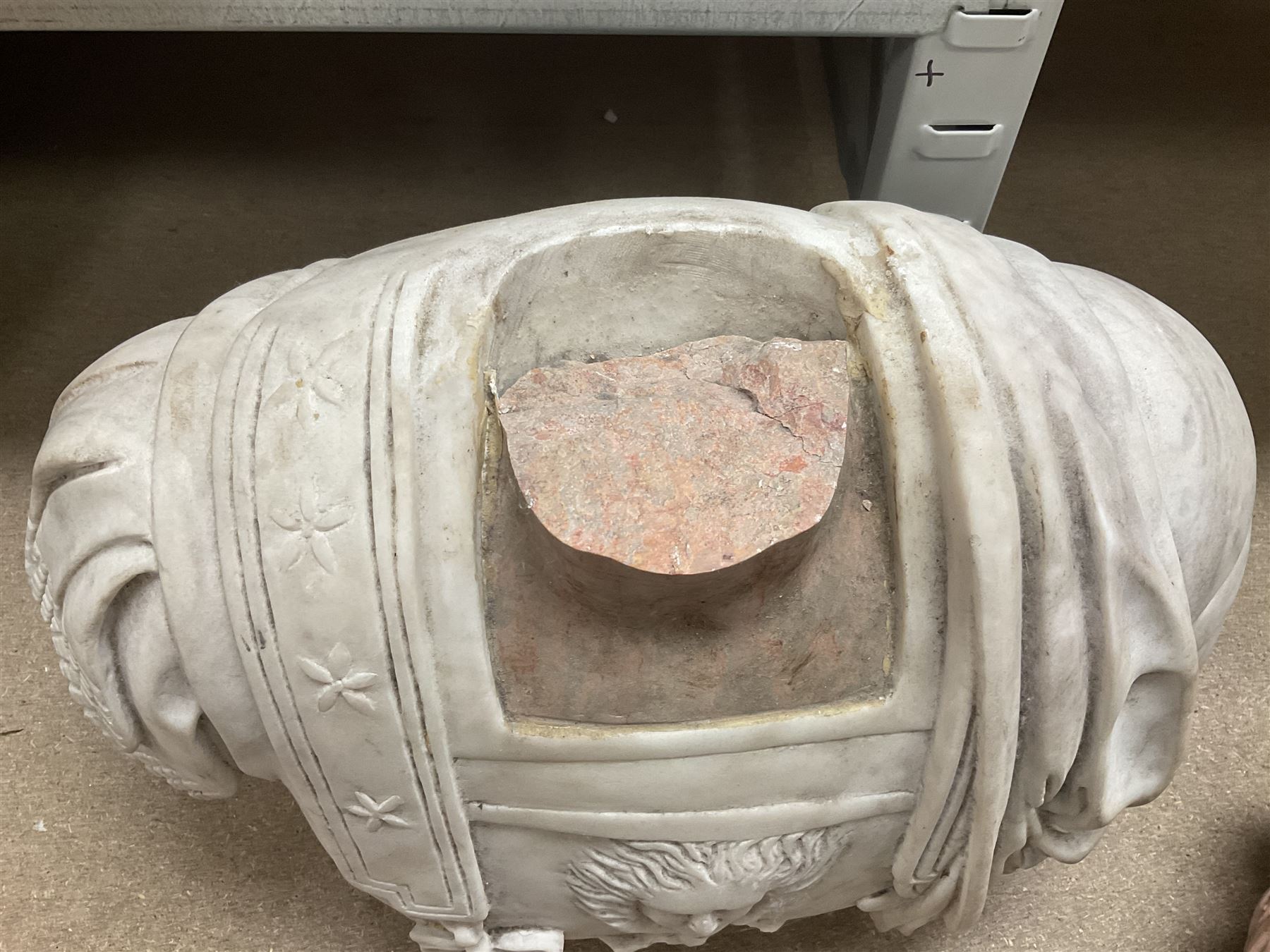 19th century marble and alabaster bust, modelled as a Roman warrior, total H68cm