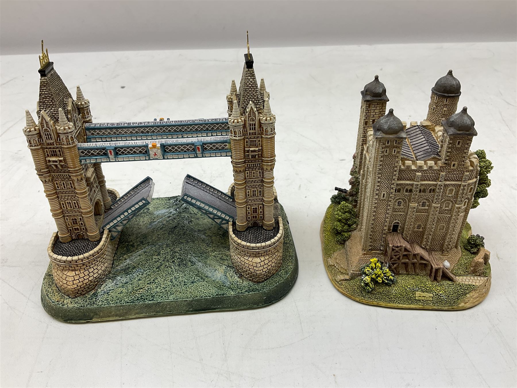 Six Lilliput Lane models from the 'Britain's Heritage' collection