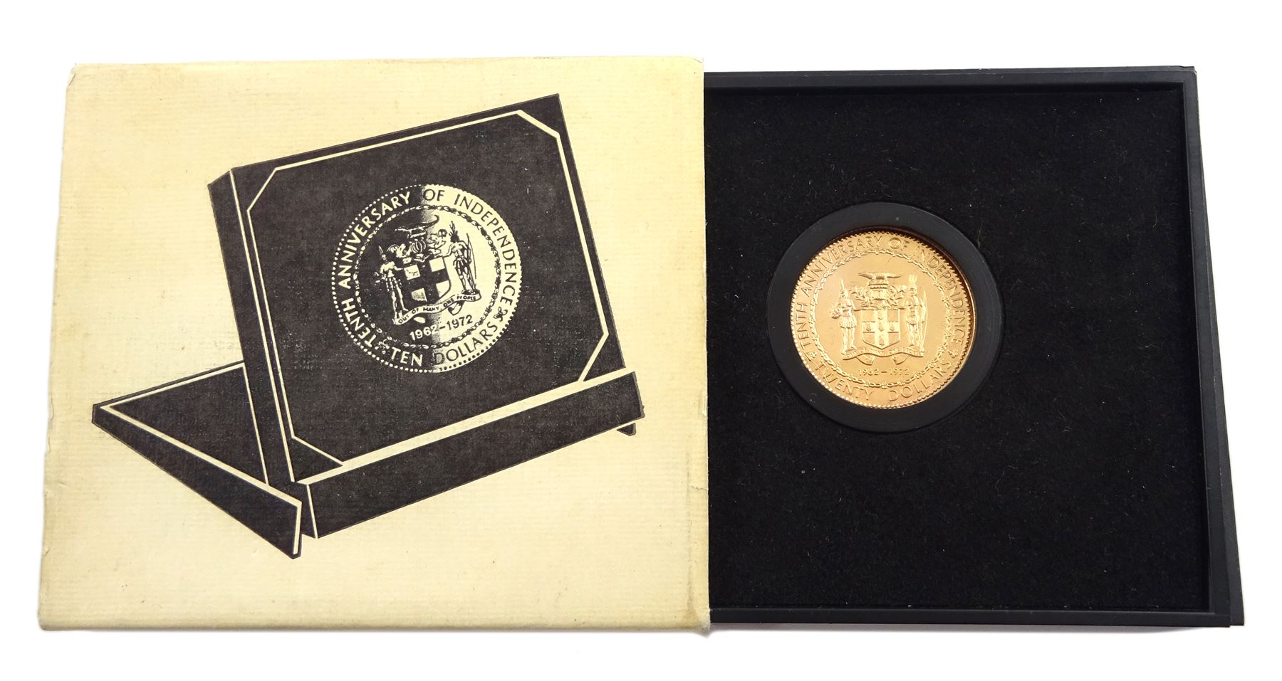 Jamaica 1972 gold proof twenty dollars coin, commemorating the tenth Anniversary of Independence 1962-1972, in plastic display