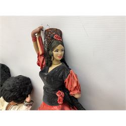 Collection of dolls, comprising flamenco dance, doll in period dress and two other dolls