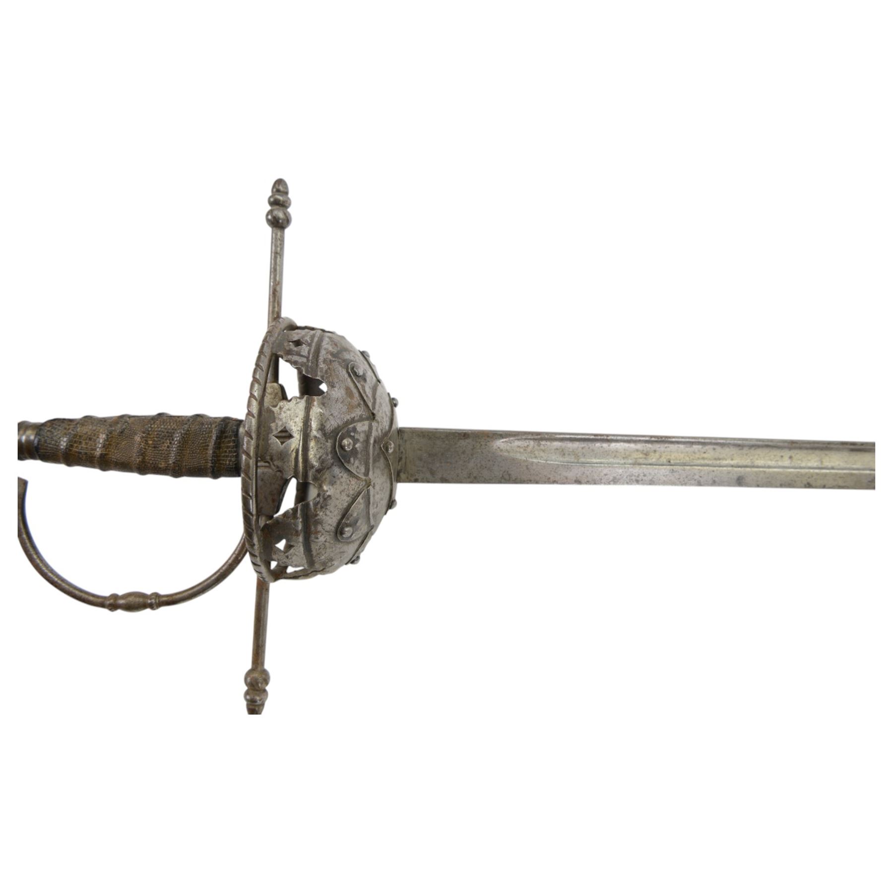 Spanish cup hilt officers sword, with 84cm single edge blade, with priced cup guard, overall L108cm 