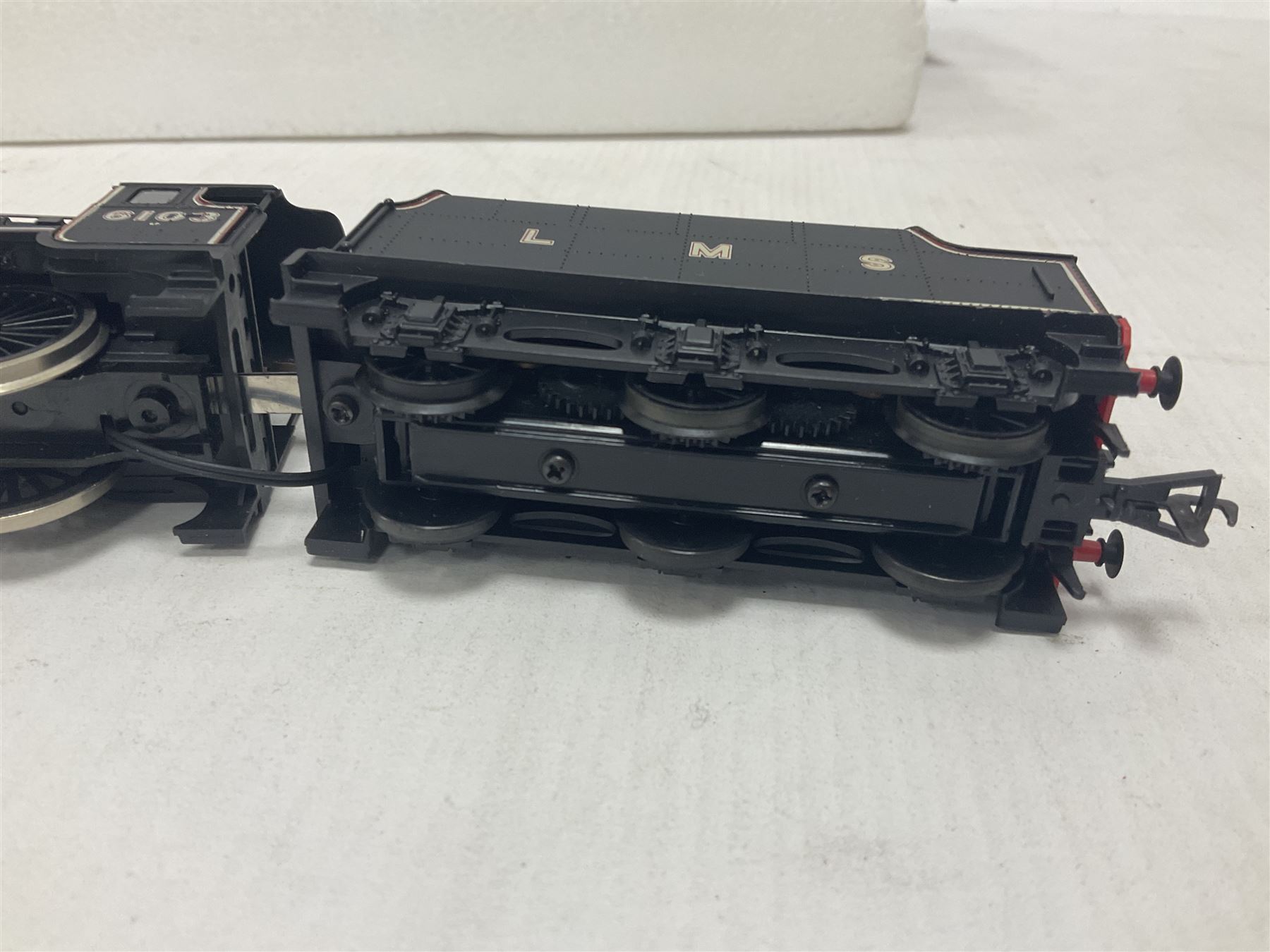 Various makers ‘00’ gauge - four locomotives comprising Mainline Railways ref.37060 Rebuilt Scot Class ‘Royal Scot’ 4-6-0 no.6100 in LMS crimson; Airfix Royal Scot Class ‘Royal Scots Fusiliers’ 4-6-0 no.6103 in LMS black and Class 4F Fowler 0-6-0 no.4454 in LMS black; Lima Class 08 Diesel 0-6-0 Shunting no.7120 in LMS black; all in original boxes (4)