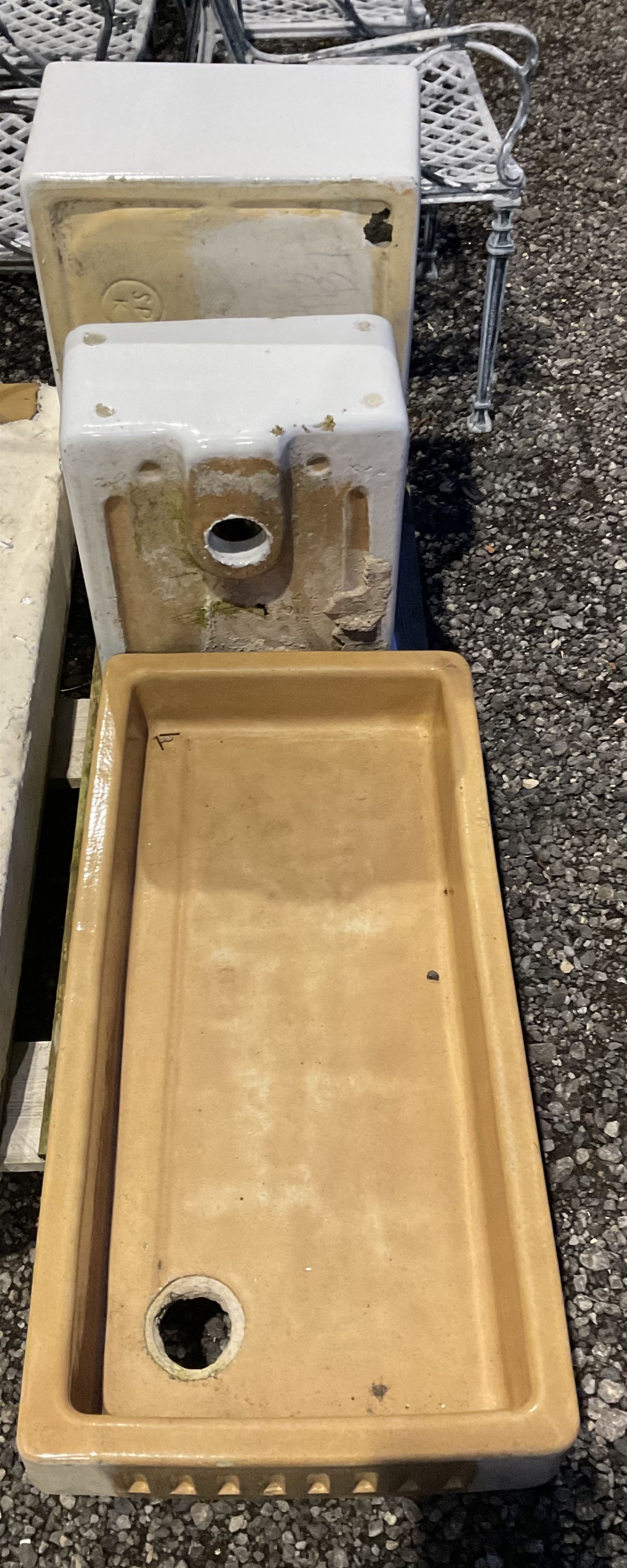 Two white enamel Belfast sinks and a shallow glazed stone sink - THIS LOT IS TO BE COLLECTED BY APPOINTMENT FROM DUGGLEBY STORAGE, GREAT HILL, EASTFIELD, SCARBOROUGH, YO11 3TX