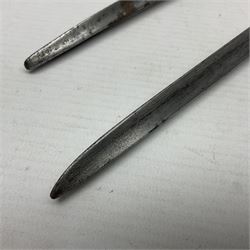 Brown Bess type New Land Pattern socket bayonet L47cm; and a Royal Enfield Pattern 1853 socket bayonet; both lacking scabbard (2)