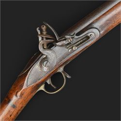 19th century 1793 Brown Bess flintlock musket, the 100cm barrel with ram rod under, full w...