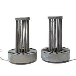Maison Desny (1927-1933) - Pair of French art deco table lamps, 1920s/1930s, of unique sty...