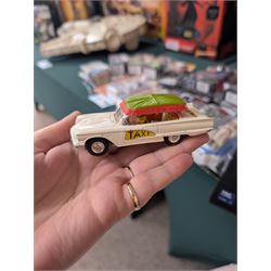 Corgi Toys Ford Thunderbird Bermuda Taxi no. 430, white body with yellow lettering with red and green plastic canopy, boxed