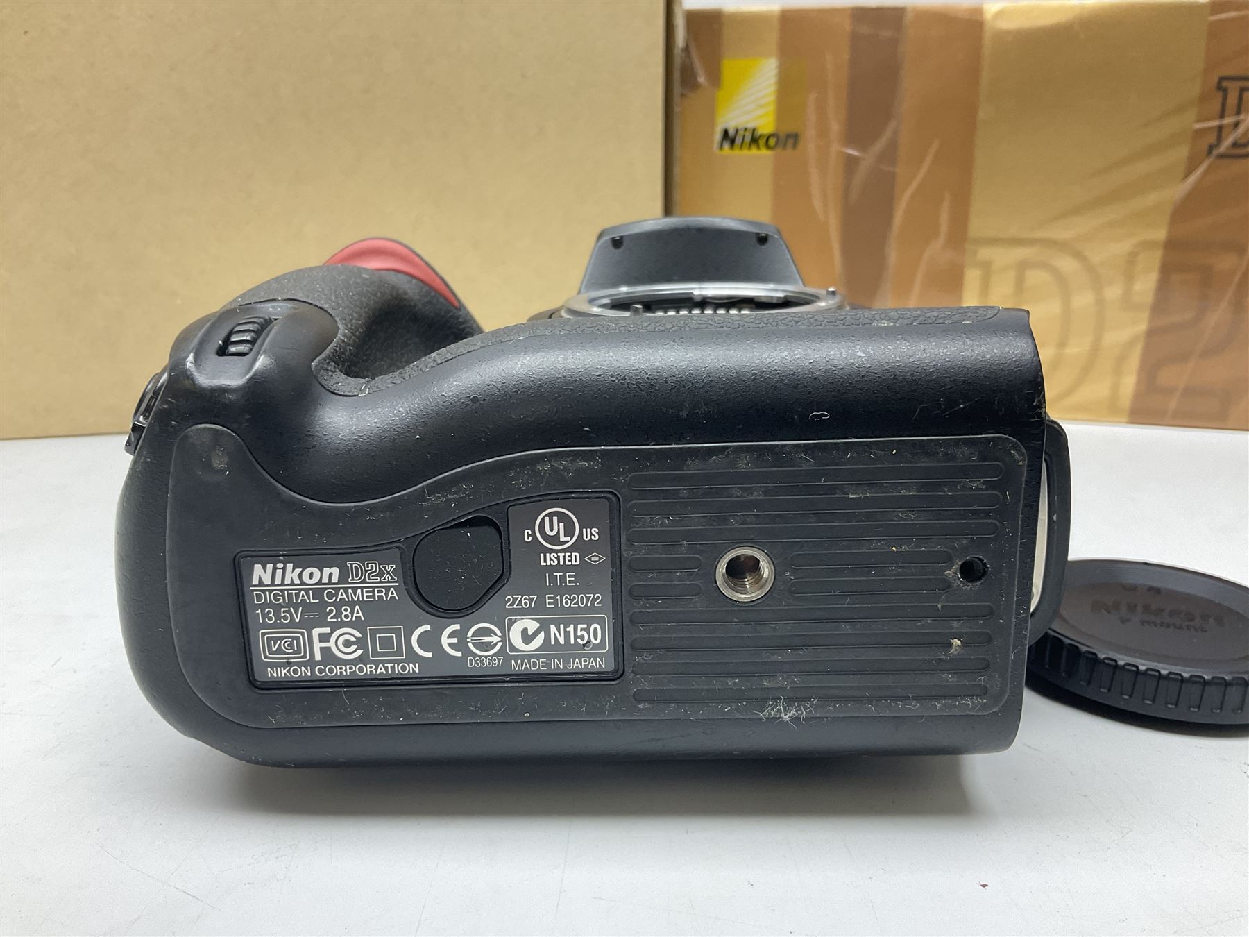 Nikon F-401 camera body, serial no. 2064766, together with Nikon Shutter Speed range, serial no.106395, and other Nikon equipment and camera bodies 