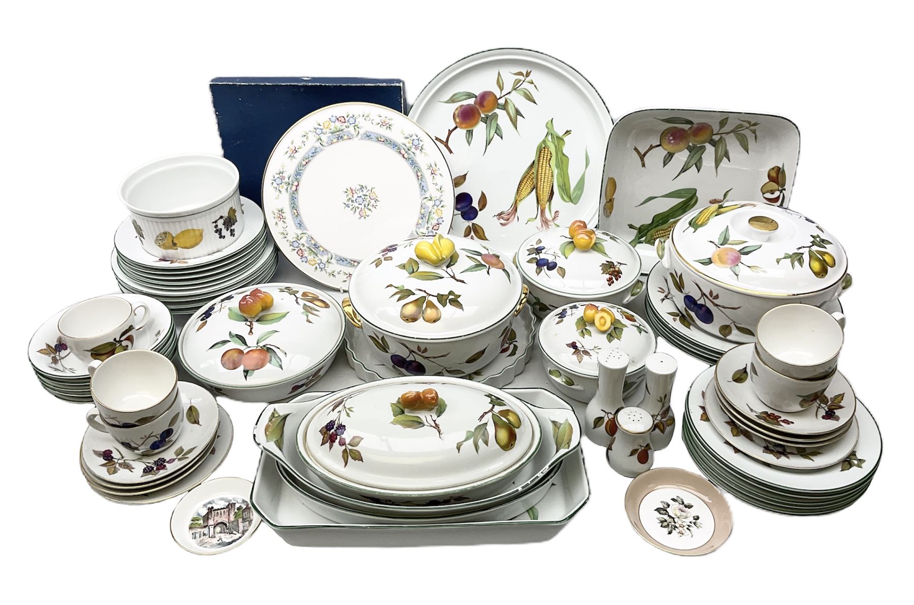 Group of Royal Worcester Evesham pattern tea and dinner wares, to include lidded tureens, dinner plates, tea cups and saucers, bowls, quiche dish, salt and pepper shakers, together with other Royal Worcester ceramics to include 'Mayfield' pattern boxed serving plate etc (56 pcs approx)