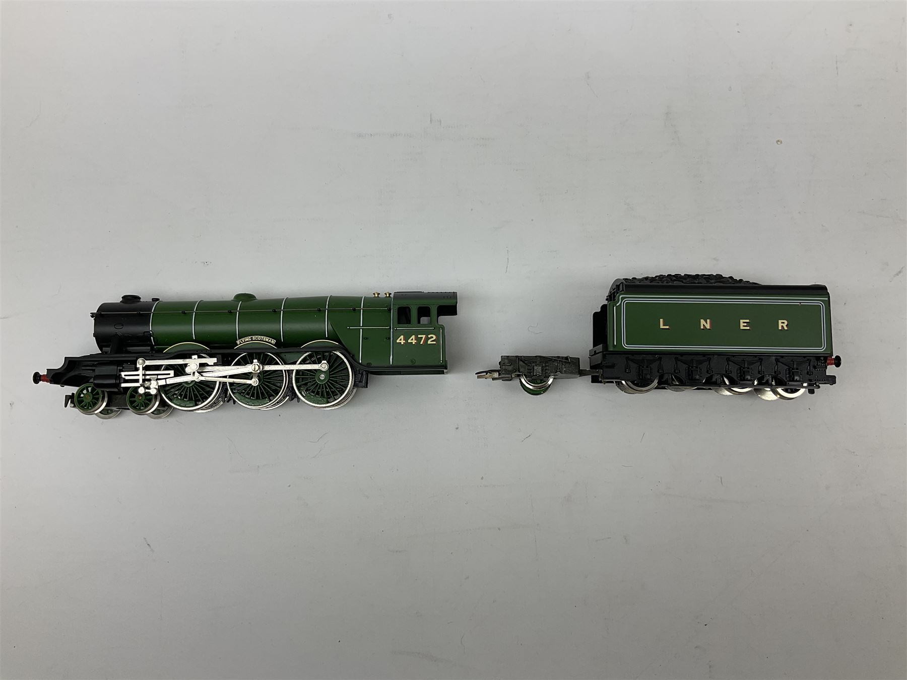 Hornby '00' gauge Flying Scotsman boxed electric train set with No