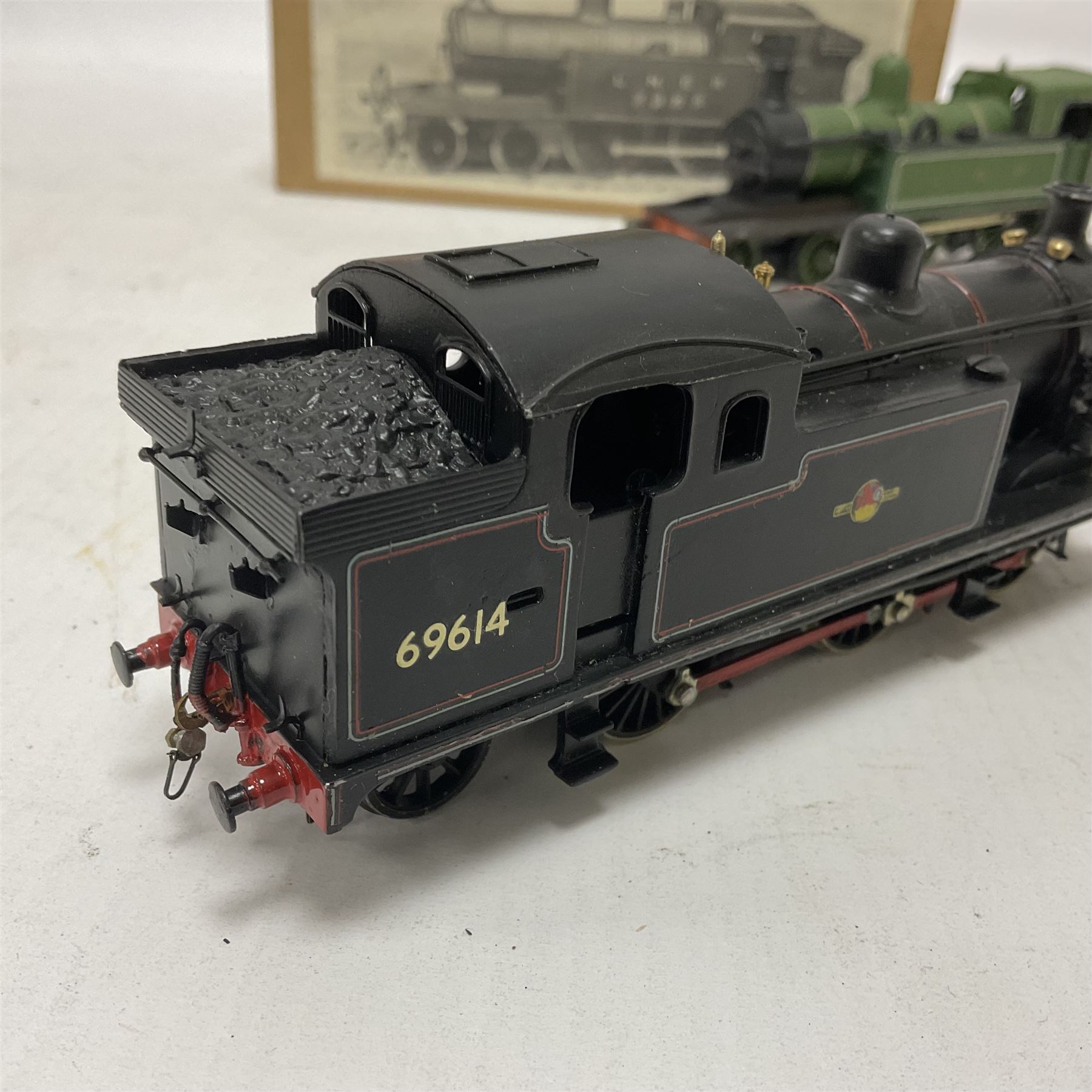 ‘00’ gauge - two kit built steam locomotives comprising Class N7 LNER/BR 1/4/5 0-6-2T no.69614 finished in BR black with South Eastern Finecast box; Class C12 GNR/LNER/BR 4-4-2T no.1527 finished in GNR green with plain brown box labelled ‘Finecast’ (2) 