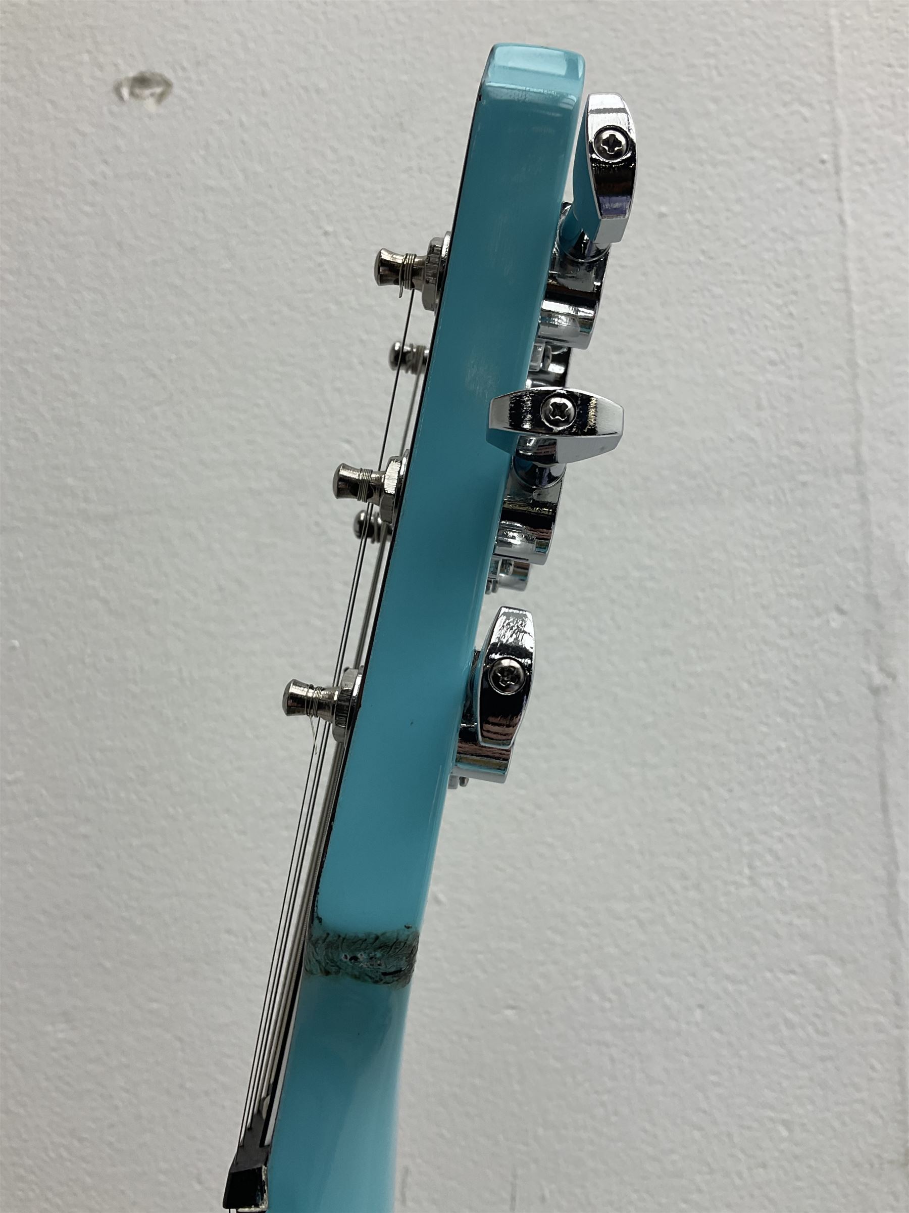 Epiphone Junior Model electric guitar in blue, serial no.C197013908 L98cm