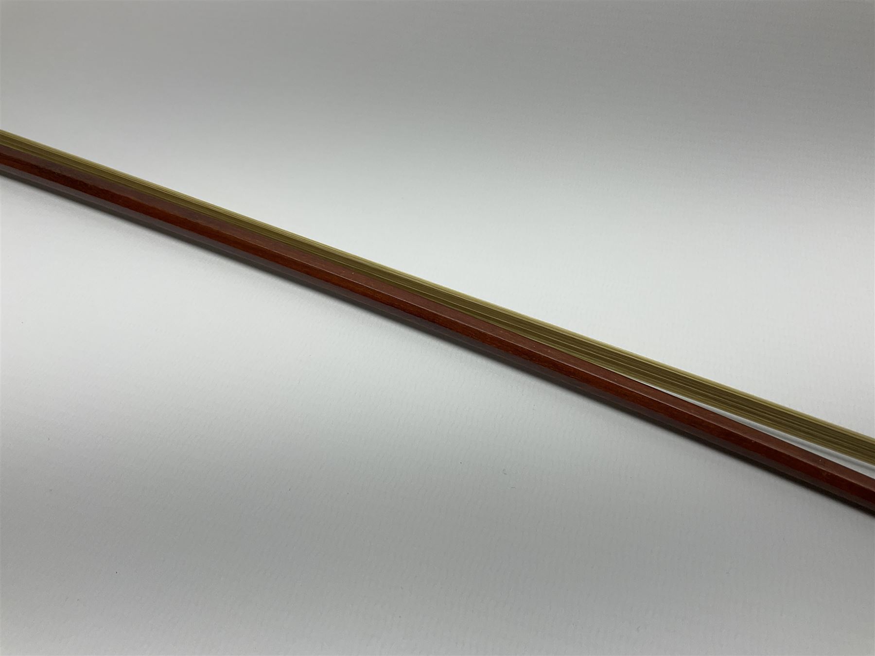 Alfred Knoll silver mounted two-star pernambuco violin bow L74.5cm