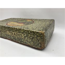 Hornby ‘0’ gauge - No. 0 Goods Set box containing clockwork LNER 0-4-0 locomotive with matching tender no.2710 in black and gold, originally from the No. 1 Goods Set; with NE open wagon, quantity of track, track clips, buffer and key 