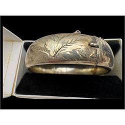 Silver bangle and silver cheroot holder case, Majorica faux pearls with silver clasp, Swarovski ring and a Certina wristwatch