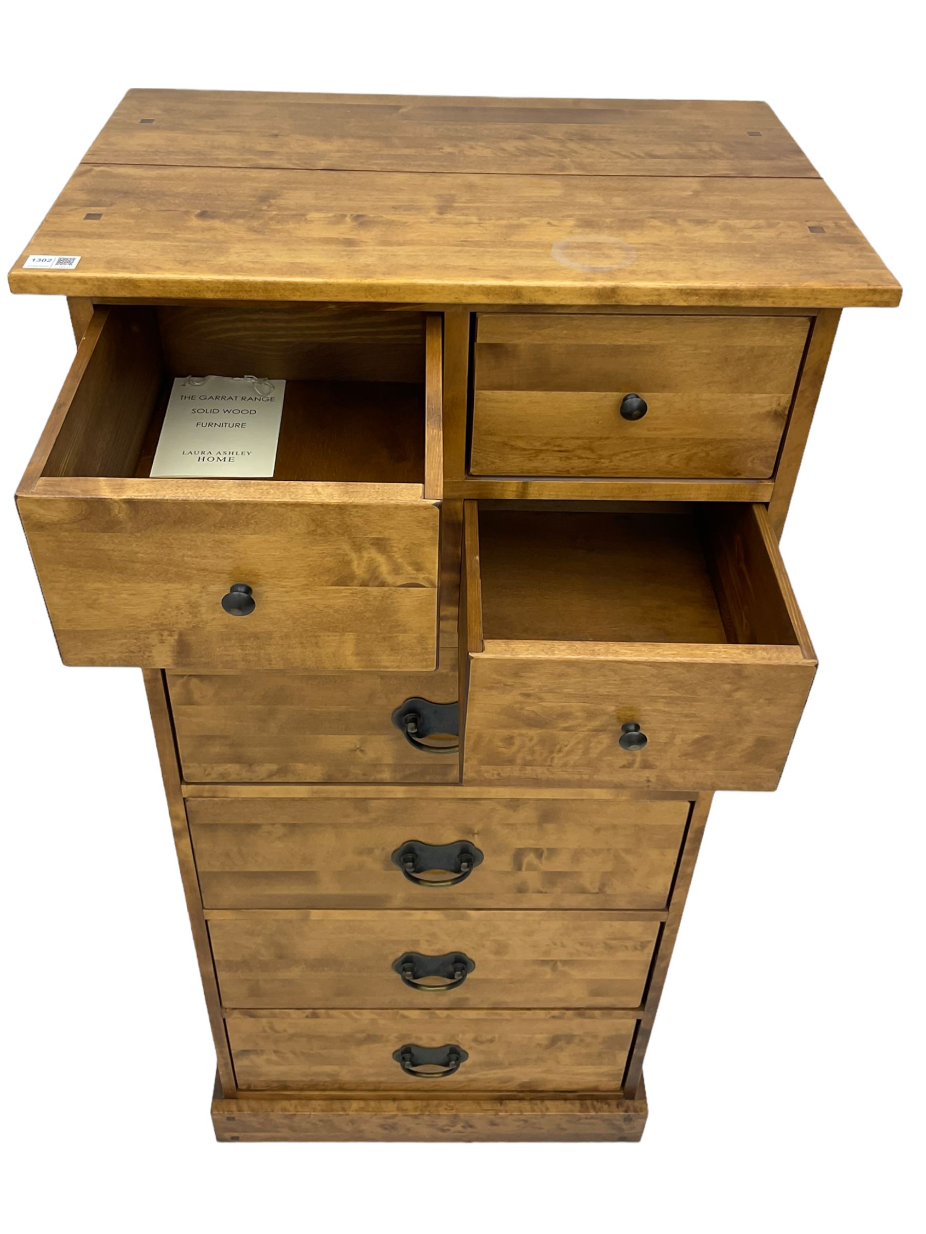 Laura Ashely Home - 'Garrett' pedestal chest, fitted with four small and four large drawers