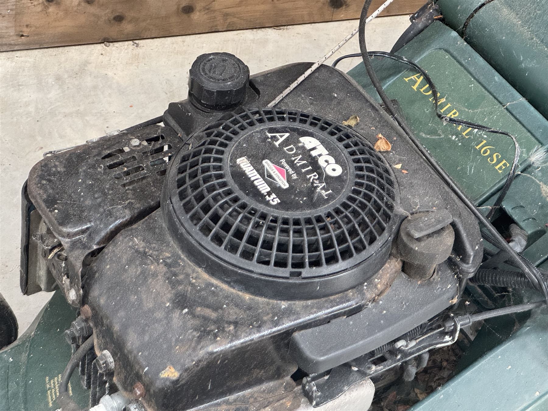 Atco Admiral16 SE petrol lawnmower