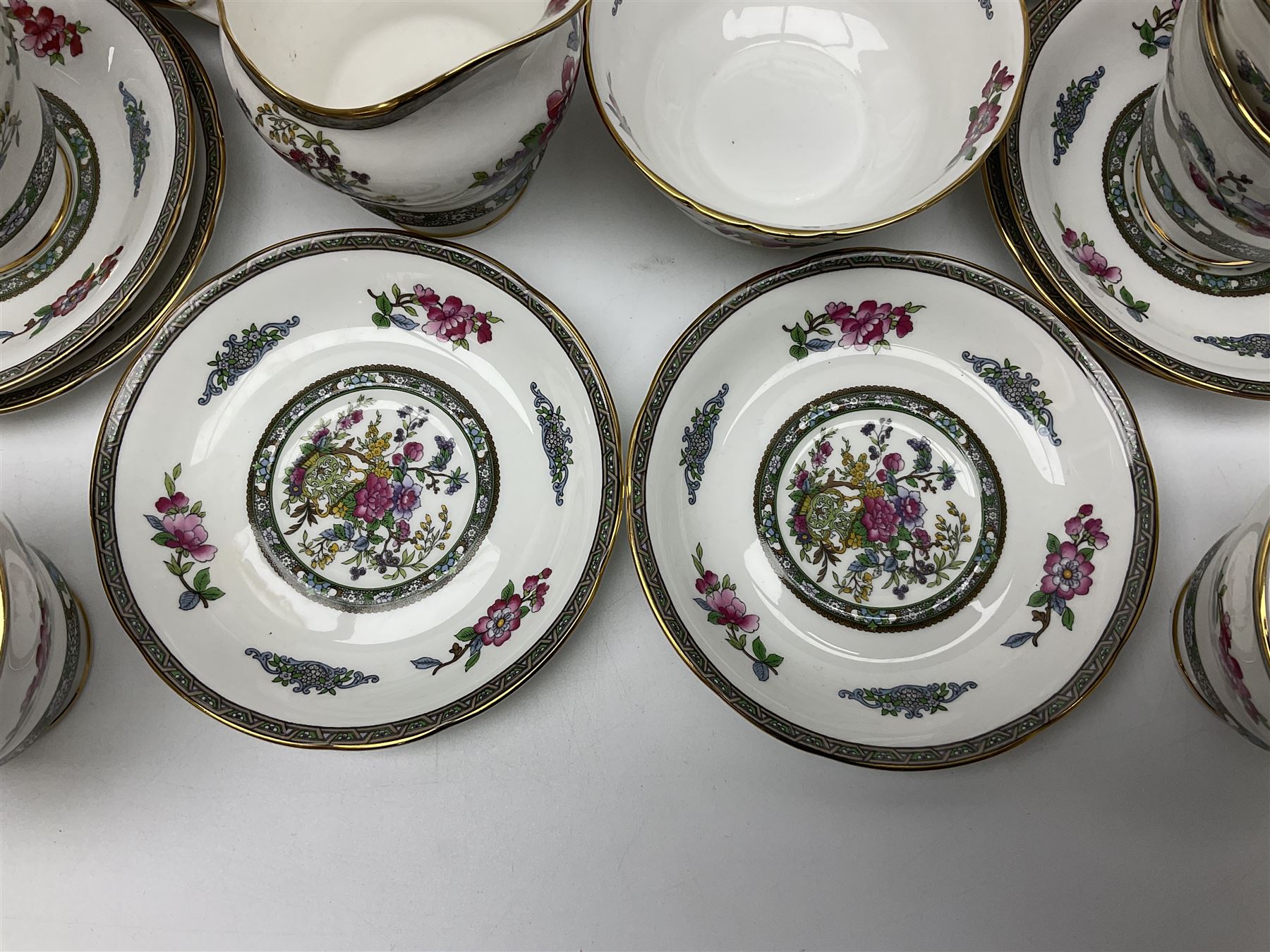 Paragon Tree of Kashmir part tea and dinnerwares service for six, comprising dinner plates, side plates, teacups and saucers, milk jug and open sucrier (26)