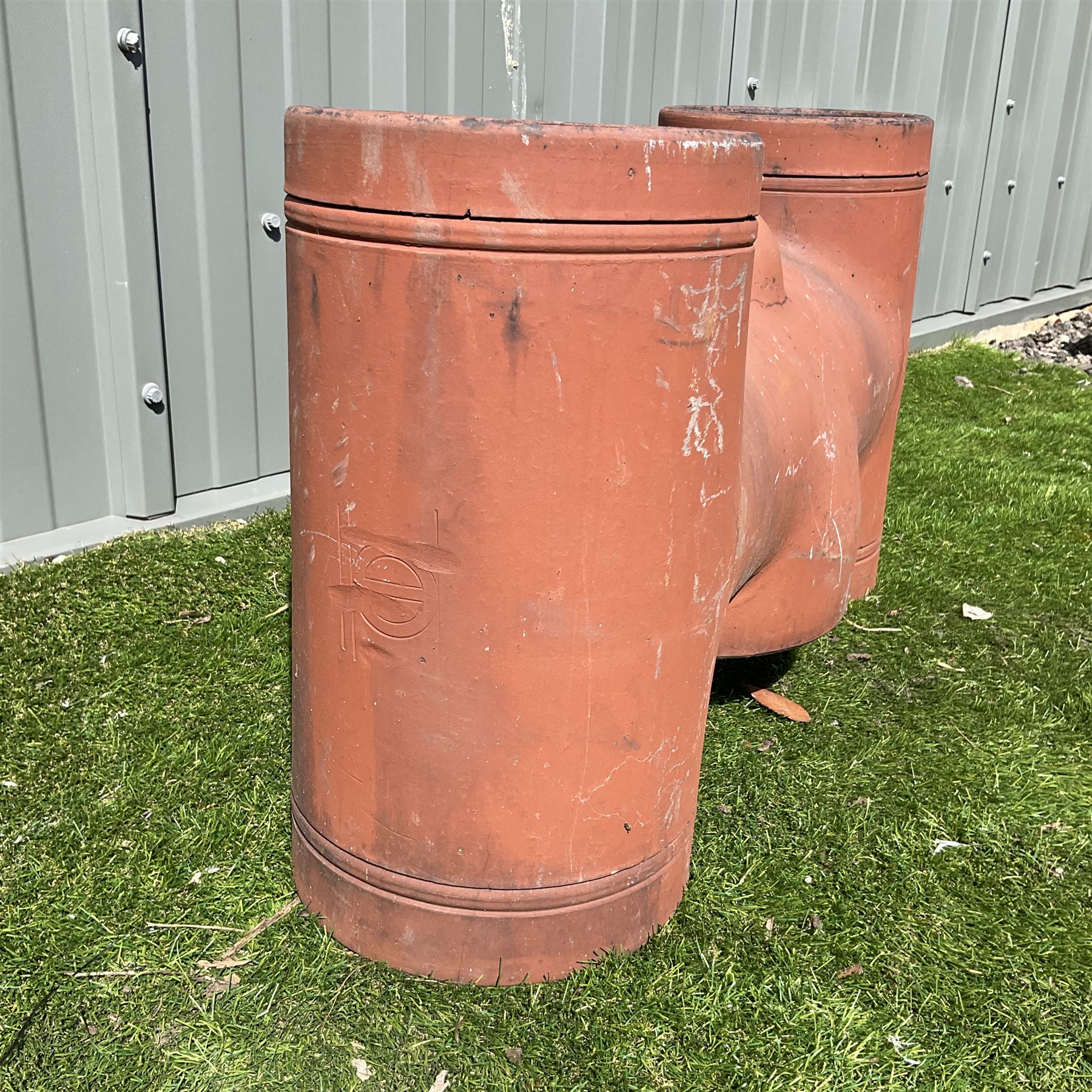 Victorian terracotta chimney cowl - THIS LOT IS TO BE COLLECTED BY APPOINTMENT FROM DUGGLEBY STORAGE, GREAT HILL, EASTFIELD, SCARBOROUGH, YO11 3TX