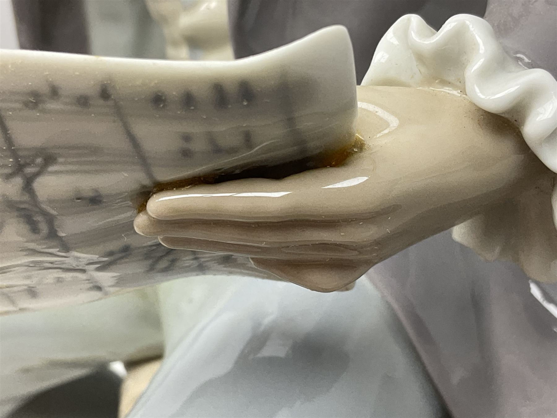 Lladro figure, Beethoven, limited edition 246/3000, Sculpted by Salvador Furio, no 5339, with original box year issued 1985, year retired 1993, H34cm