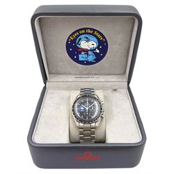 Omega Speedmaster Professional “Eyes on the Stars” Silver Snoopy Award stainless steel limited edition manual wind wristwatch, Ref. 3578.51.00, Cal. 1861, serial No. 77118140, on original stainless steel bracelet, with fold-over clasp, boxed with papers, warranty card dated 2003 and additional bracelet link