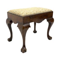 20th century Georgian style walnut dressing table stool, shaped frieze panels, cabriole supports with carved feet