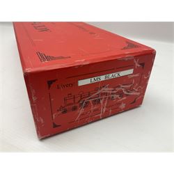 Ace Trains '0' gauge - E3 '2006 Celebration Class' 4-4-0 tender locomotive No.2006 in LMS black; boxed with original packaging and paperwork