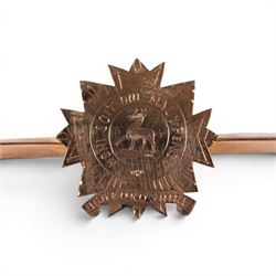 9ct gold sweetheart brooch, with Bedfordshire regiment inscription