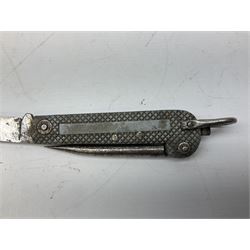 WW2 British army folding jack/clasp knife, the blade marked A.H. Bisby & Co Ltd Sheffield with broad arrow and date 1944, marlin spike and can opener; and British Navy seaman's rope pocket knife, the blade marked Venture H.M. Slater Sheffield (2)
