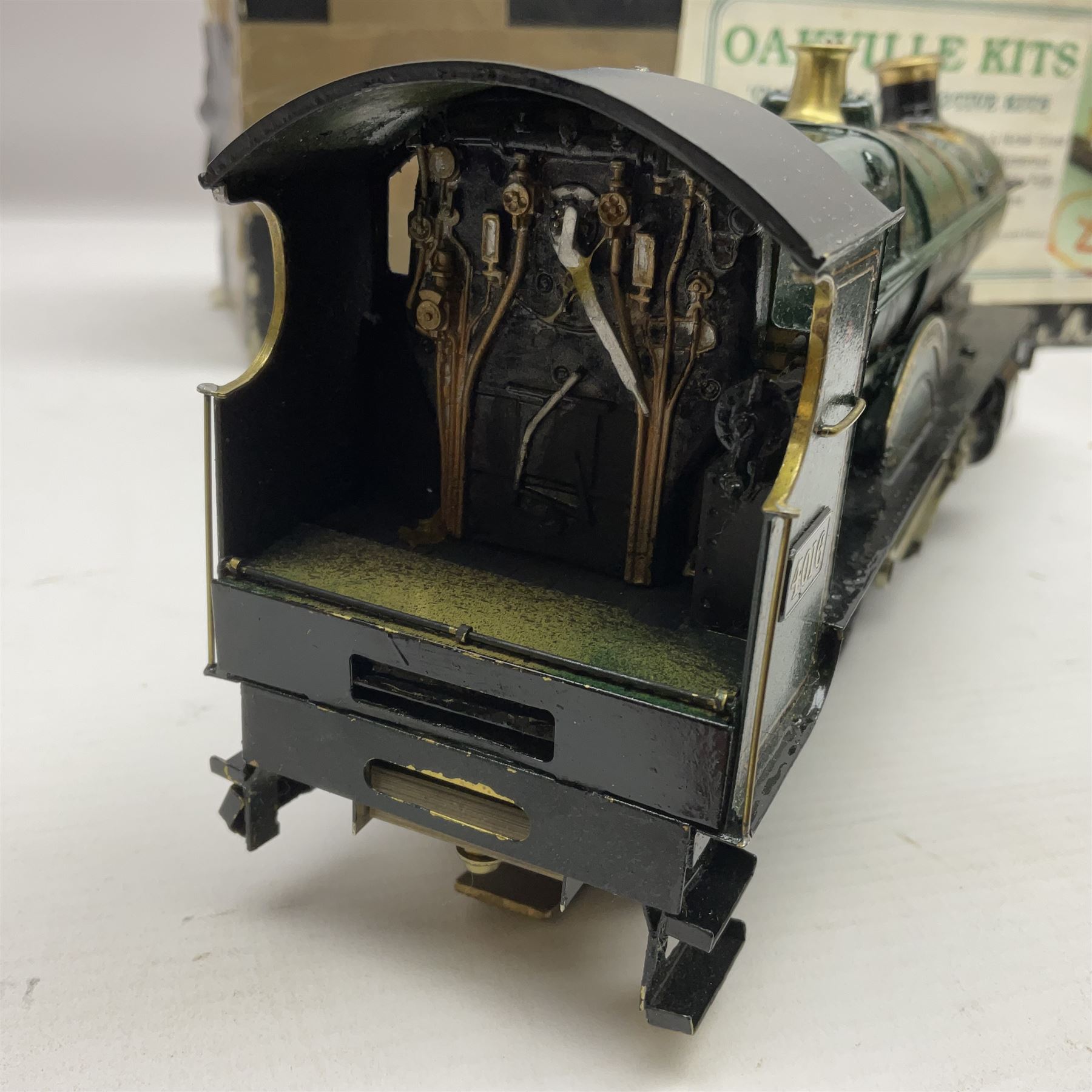 Oakville Kits '0' gauge - constructed and painted Great Western Star Class 4-6-0 locomotive 'Knight of the Golden Fleece' No.4016 and tender; in original kit box with paperwork