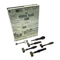 Riling Ray: The Powder Flask Book. 1992 