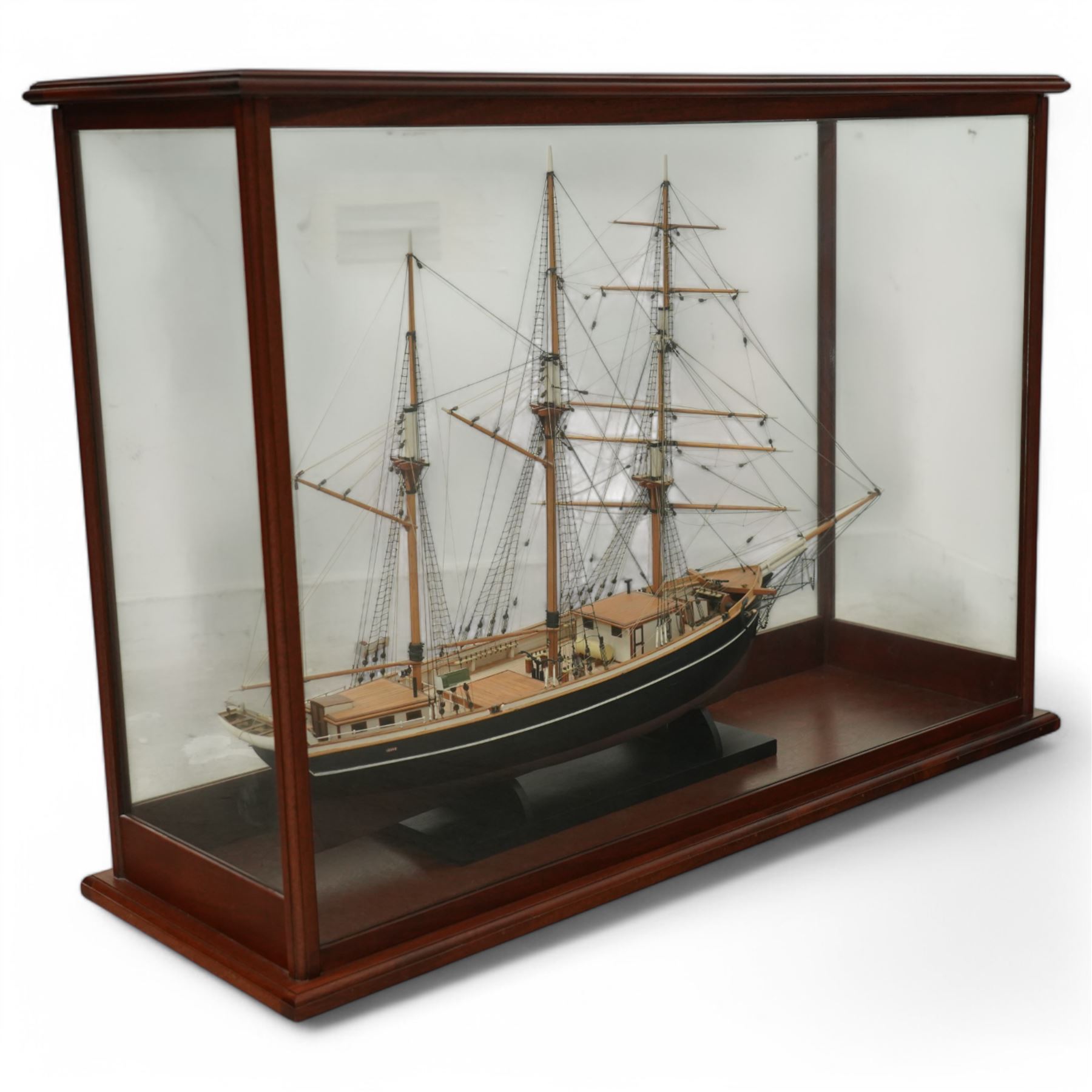 Model ship, SS Irene, in glazed case 