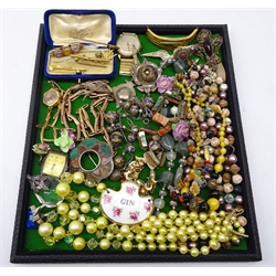  19th century and later jewellery including 9ct gold swallow hat pin mount, ladies 9ct gold wristwatch, 19th century Scottish agate and white metal brooch, Victorian hat pin, brooches, silver pendant, Smiths & Rone wristwatch cases, beaded necklaces including a 19th century glass beaded necklace on chain etc  