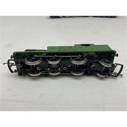 Wrenn '00' gauge - two Class N2 0-6-2 tank locomotives - No..9522 in LNER Light Green in original box with instructions; and No.69550 in BR Lined Black in associated Wrenn box with instructions; together with Tri-ang Wrenn '00' gauge Class A4 4-6-2 locomotive 'Mallard' No.60022; boxed (3)
