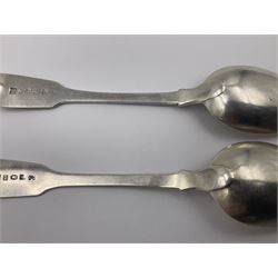 Pair of George III York silver Fiddle pattern dessert spoons, each engraved with a rampant lion crest, hallmarked James Barber & William North, York 1789