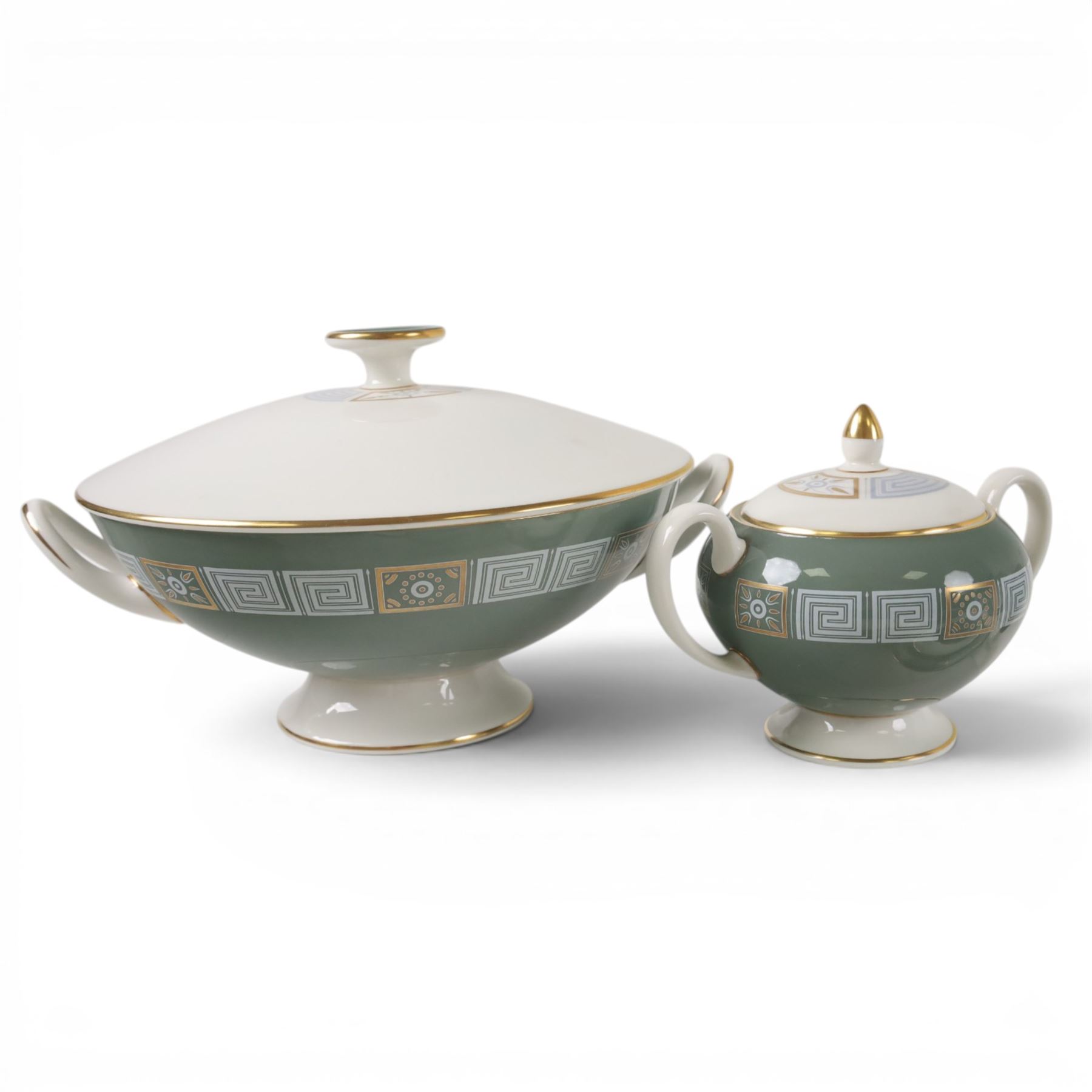 Wedgwood Asia pattern part dinner and coffee service, including coffee pot, covered sucrier, milk jug, five cups and saucers, five dinner plates, etc  