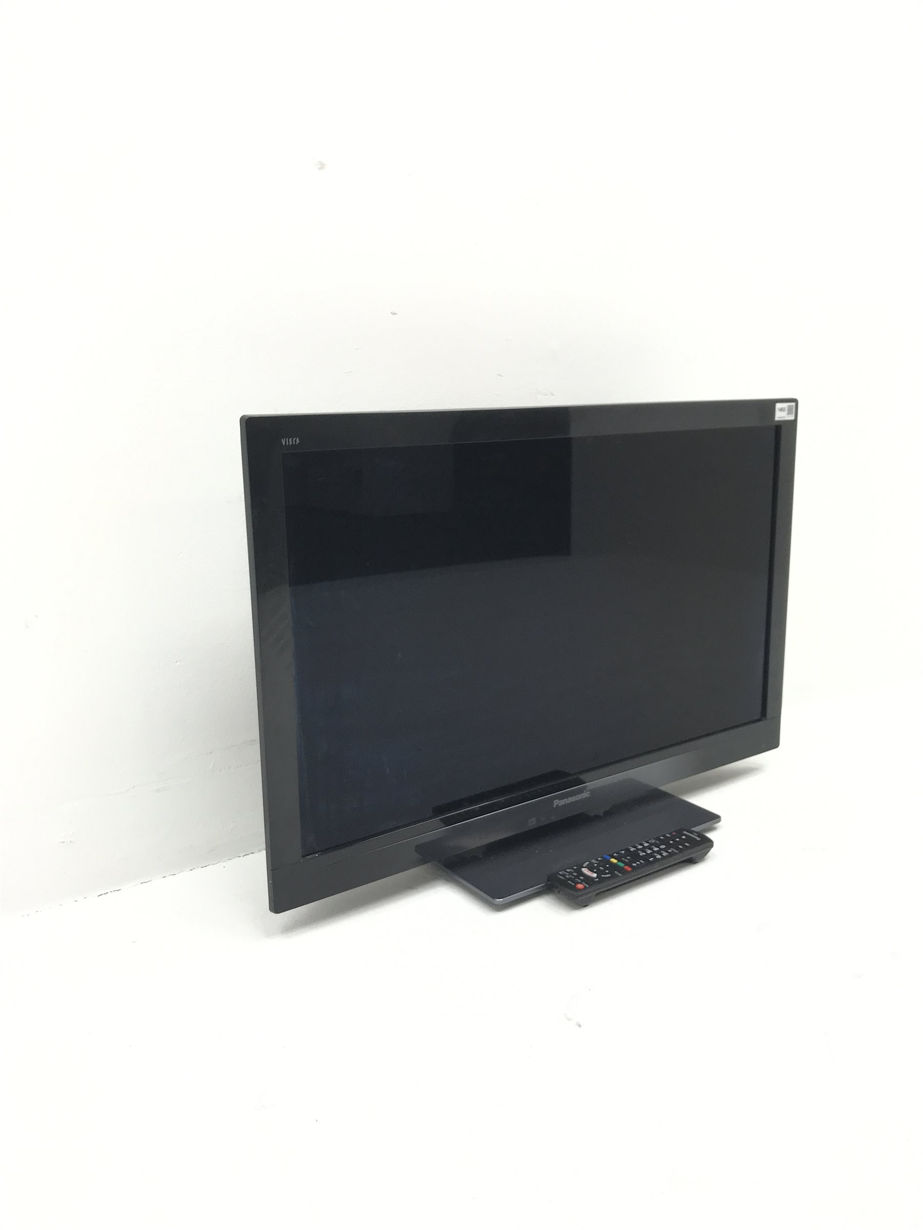 Panasonic TX-L32E30B 32'' television with remote