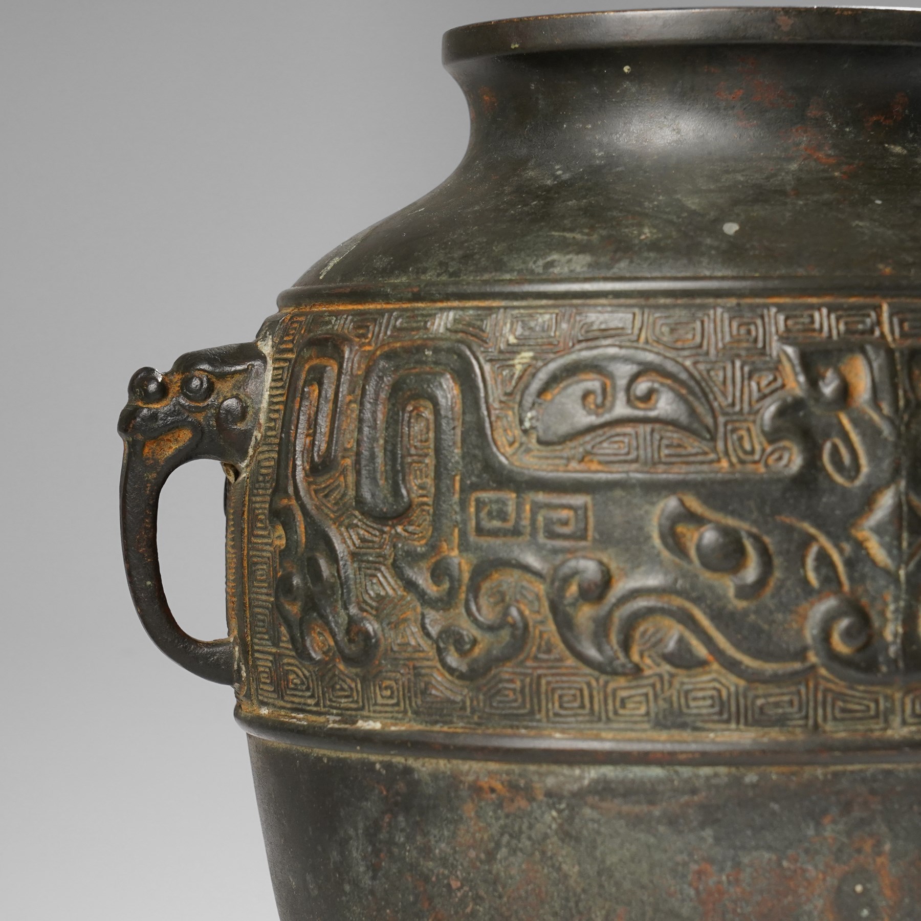 Chinese bronze archaistic 'Hu' vase, with character signature to base, H27cm 