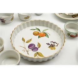 Extensive collection of Royal Worcester Evesham pattern dinnerware, comprising over one-hundred pieces, to include tureens, serving dishes, cake stands etc 