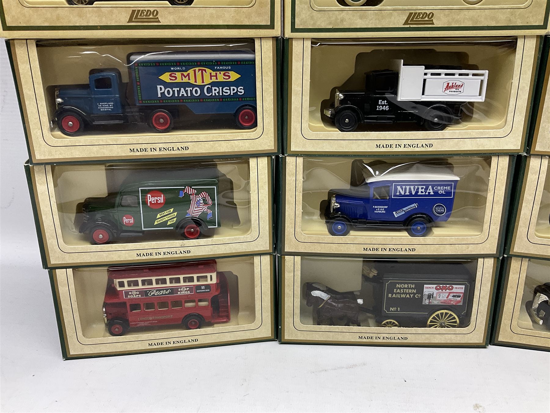 Seventy-six Lledo/ Days Gone die-cast models, all boxed (76)