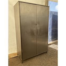 Large stainless steel cabinet, fitted with shelving/meat hanging. Can be used in walk-in fridges - THIS LOT IS TO BE COLLECTED BY APPOINTMENT FROM DUGGLEBY STORAGE, GREAT HILL, EASTFIELD, SCARBOROUGH, YO11 3TX