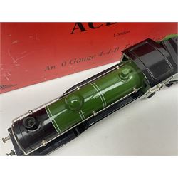 Ace Trains '0' gauge - E3 '2006 Celebration Class' 4-4-0 tender locomotive No.2006 in LNER green; boxed with original packaging and instructions.