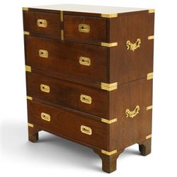 Georgian design mahogany military campaign style chest with central division, the rectangular top with inset brass corner caps, the top section fitted with two short over one long drawer with twin carrying handles to the sides and inset brass handles to the drawers, the base with two long drawers over bracket feet
