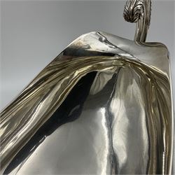 1920s silver twin-handled pedestal bowl, of navette form with twin bifurcated acanthus capped scroll handles, engraved with initial R to body and upon spreading oval foot, hallmarked Hawksworth, Eyre & Co Ltd, Sheffield 1925, including handles H21.8cm