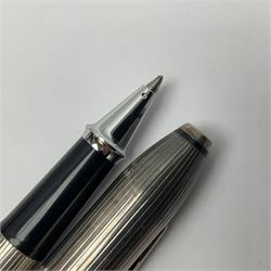 Cross sterling silver fountain pen, having fluted barrel and cap, stamped 