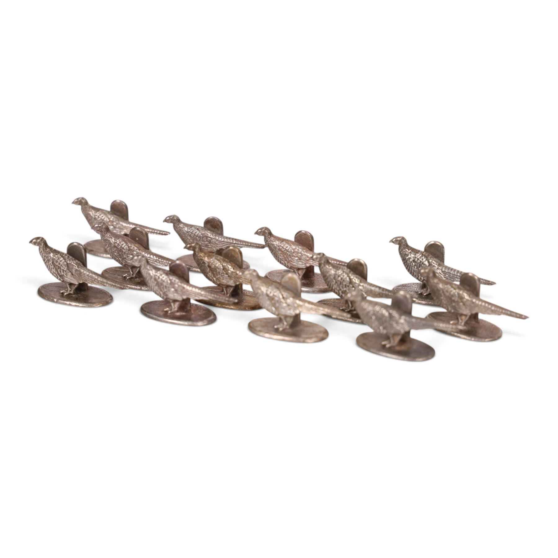 Set of twenty-four pheasant place holders, on oval base, H3cm