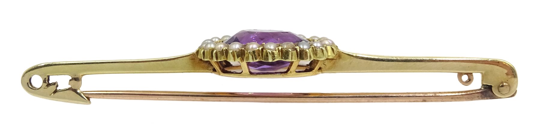 Gold Kambaba jasper ring and an Edwardian gold amethyst and seed pearl bar brooch, both 15ct