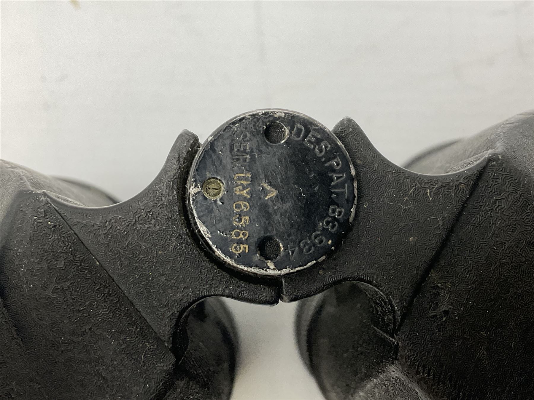 Pair of WW2 Bausch & Lomb U.S. Navy 7 x 50 binoculars, Mk.1 Model 2, impressed BU Ships No.80975 1941, serial no.OY6585, with neck strap